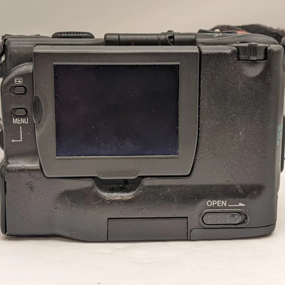 CANON ZR MiniDV Digital Video Camcorder Kit | NTSC | ZR KIT [ ** PARTIAL ** ]